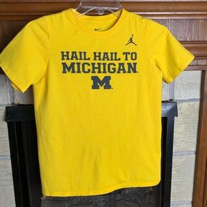 The Nike Tee Shirt Yellow Med Hail Hail - University of Michigan EUC